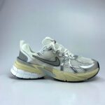 کتونی نایکی وی تو کی ران کرم | Nike V2KRUN